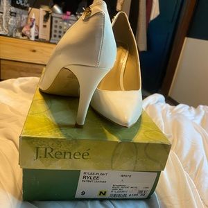 J. Renee white pointed pumps